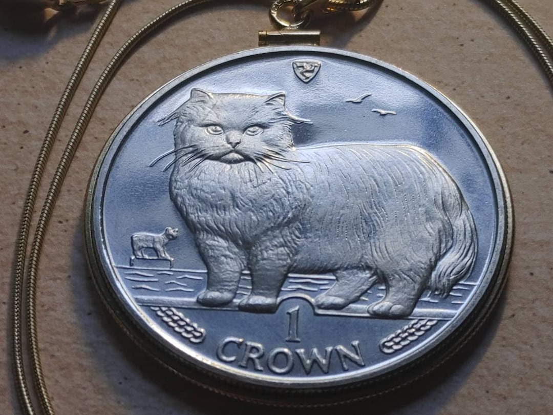 希少な1989年マン島ペルシャ猫の王冠コインペンダント。20インチの