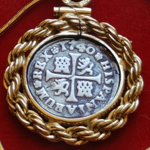 Minted in 1740 Spanish Crossed Lions & Castles treasure coin pendant and chain with jewelry box and COA.