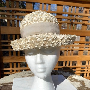 Vintage 1950s-1960s White Straw Hat