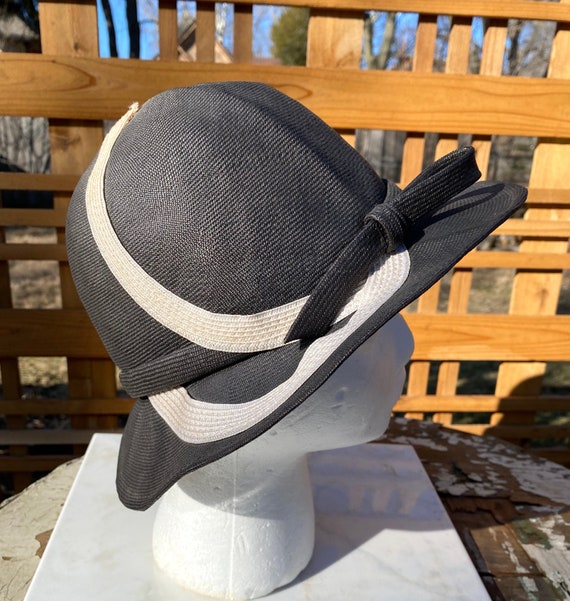 Vintage 1960s-1970s Gray Summer Hat by Mr. John