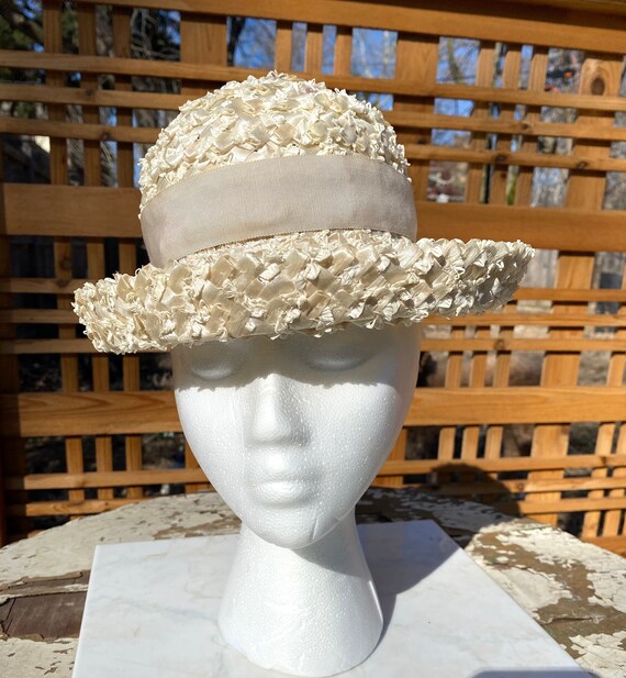 Vintage 1950s-1960s White Straw Hat - image 1