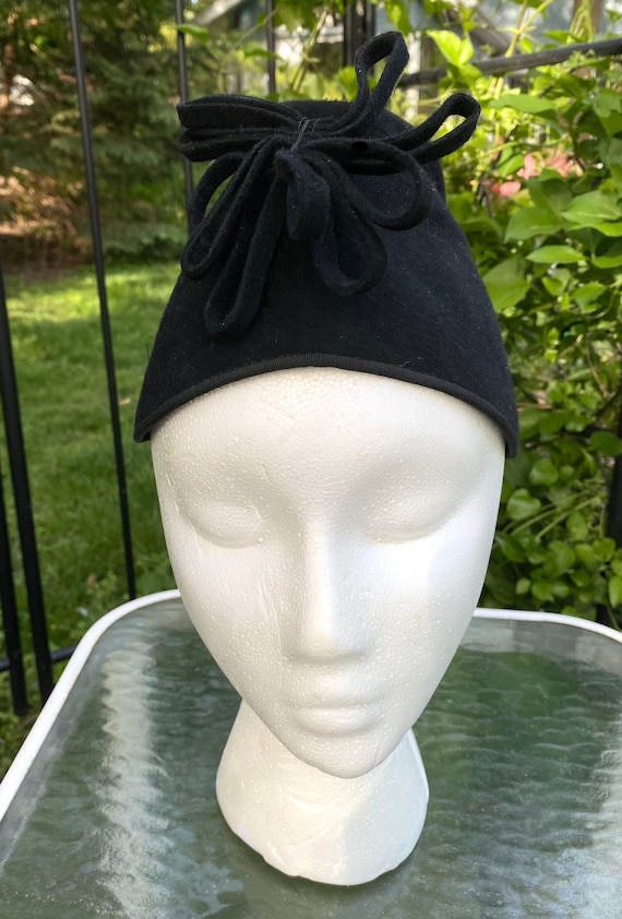 Vintage 1930s-1940s Black Felt Fez-Style High Hat