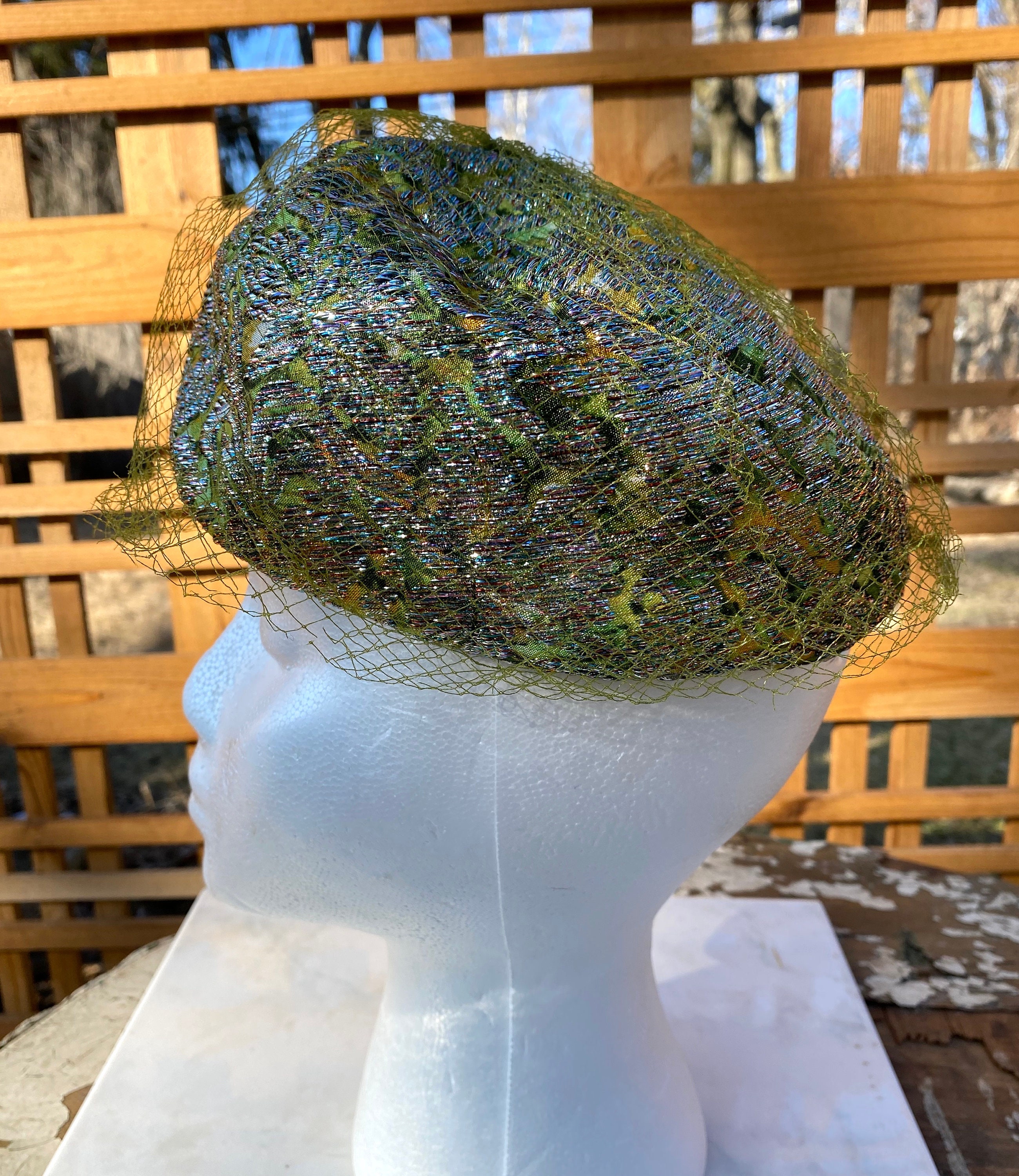 Vintage 1960s-1970s Psychedelic Toque With Green Over 