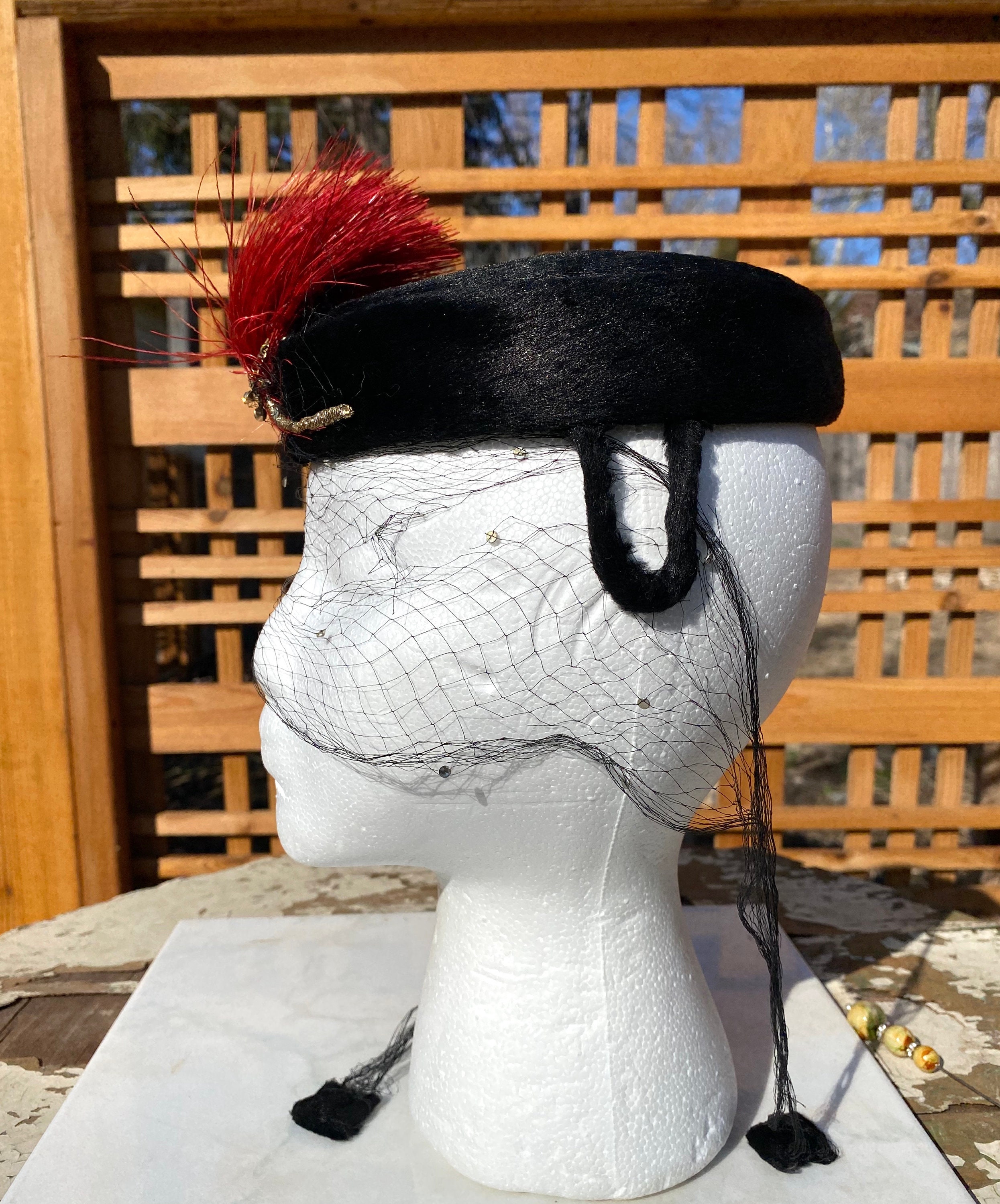 Vintage 1950s-1960s Black Fur Pillbox Hat With Red Plume and 