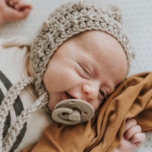 Neutral Pixie Bonnet - Bubble Bonnet - Pixie Hat - Gender Neutral - Baby Hat - Baby Knit Hat - Knit Hat