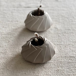 Videotutorial de corte y plegado de una noria de cerámica (Video)