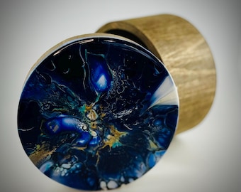 Midnight Glow – Hand-Painted Resin Trinket Box