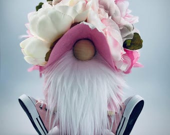 Petal Pink Gnome with Sneakers!