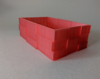 3D Printed Box with Checkered Design