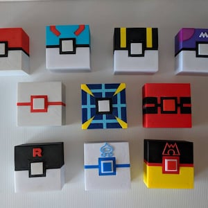 Scatola in stile Poké Ball stampata in 3D