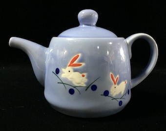 S0316 Vintage japanische Porzellan-Teekanne Kyusu Blau Weiß Kaninchen Kunst