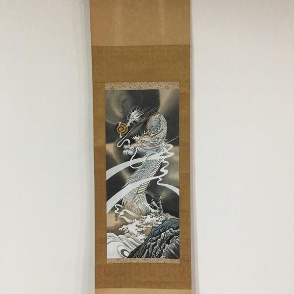 L1246 Rollo colgante japonés vintage KAKEJIKU pintado a mano, dragón de seda kanji