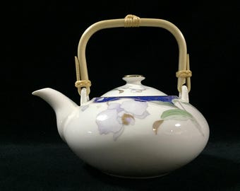 K0614 Japanese Pottery Tea Pot KYUSU Vintage Lidded Handle SNEHCA Signed