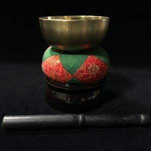T0716 Japanese Buddhist Bell ORIN Vintage Cushion Stand Striker Altar Temple