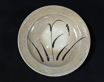 N0878 Vintage Japanese Pottery Reed Round Plate Large Charger Mingei Tableware