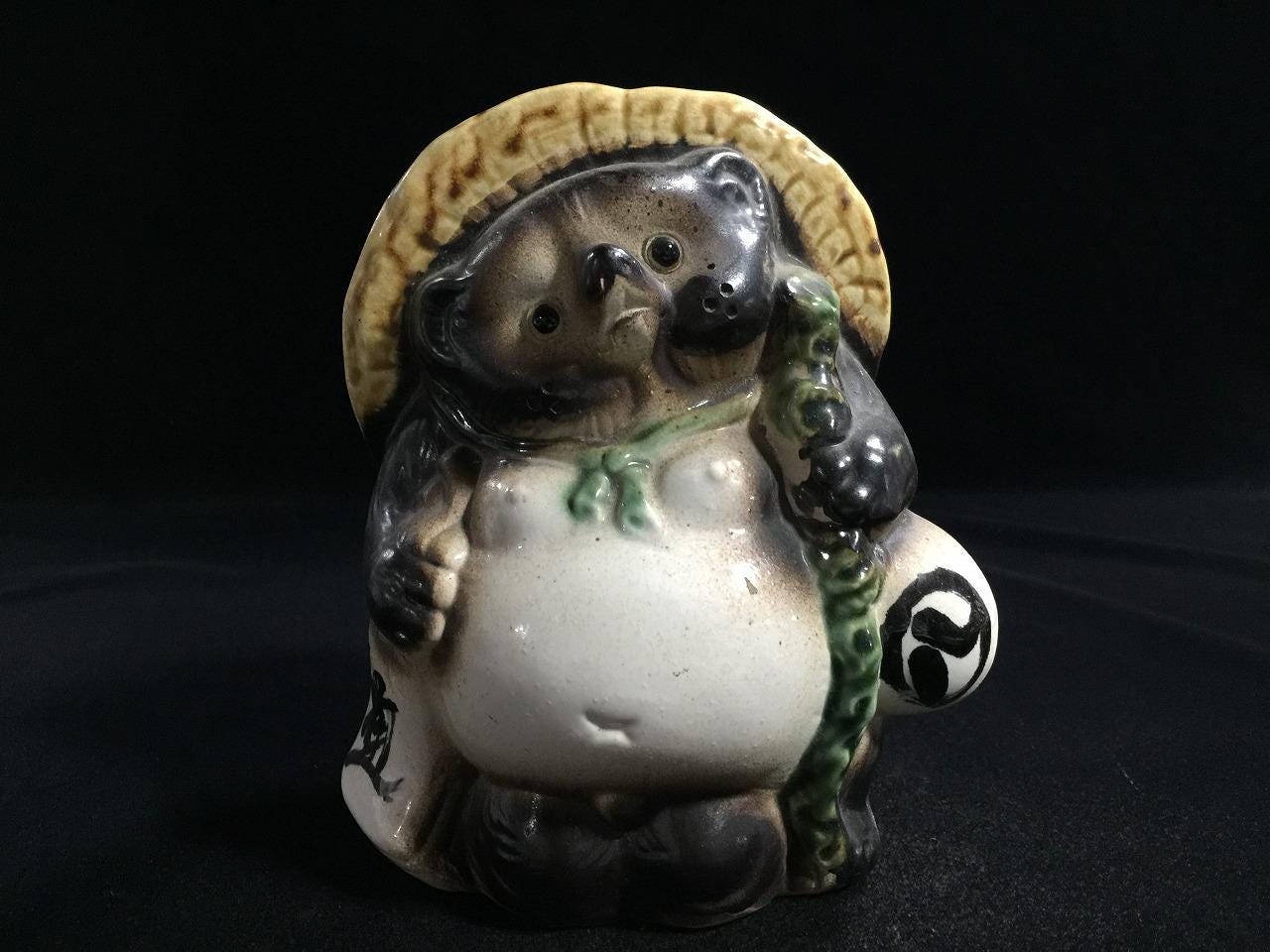 N0807 ヴィンテージ 日本の信楽狸（しがらき）の幸運の陶器像 - Etsy 日本