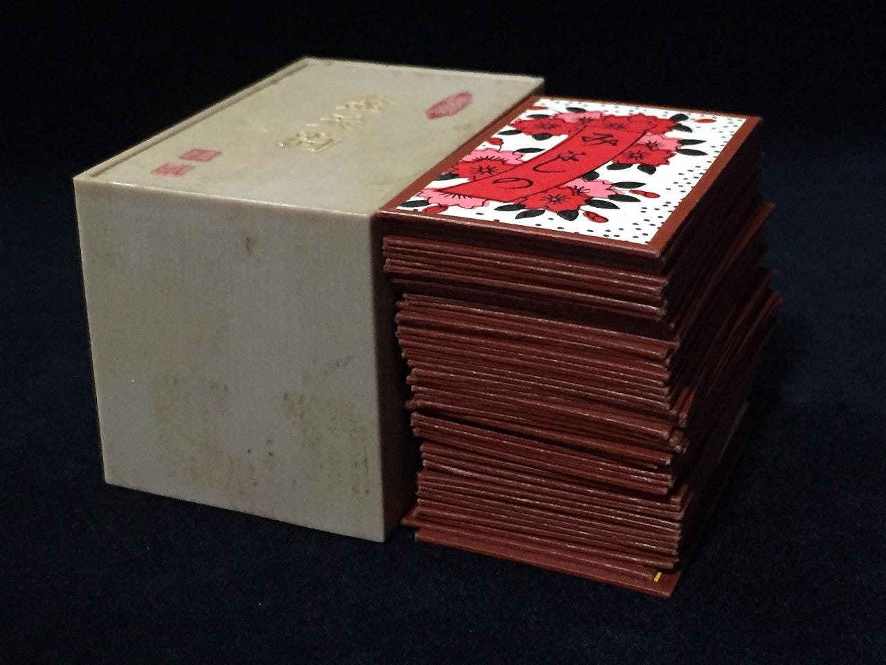 Q0637 Japanese NINTENDO Playing Cards Game HANAFUDA Vintage KINTENGU Case