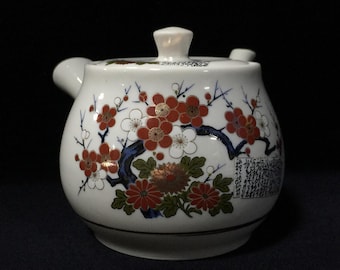 J1758 Japanese Porcelain Tea Pot KYUSU Vintage Lidded Handle SNEHCA Signed