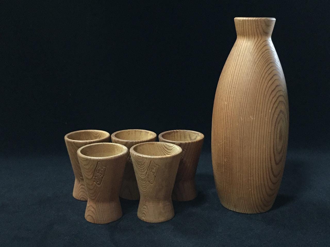X0615 日本製 木製 ぐい呑み＆徳利セット ヴィンテージ 酒器 - Etsy 日本