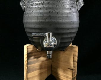 N0201 Vintage Japanse Shochu Server Sake-drankdispenser met houten standaard