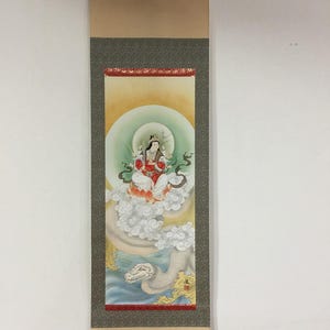 D0097 日本製ヴィンテージ掛け軸 掛軸 手描きシルク 弁財天 女神