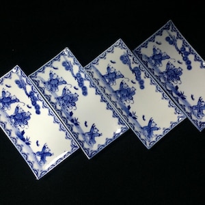 K0378 Japanska Vintage Karako Porslin Rektangulära Tallrikar Set med 4 Signerade NABESHIMA