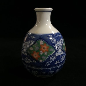 S1220 / Pottery / SAKE Bottle TOKKURI / Signed / Japanese Vintage