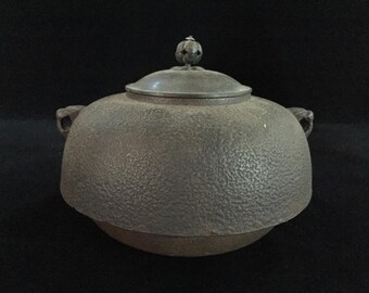 I1598 Japanese Iron Tea Ceremony Hot Water Pot CHAGAMA