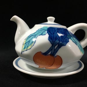 N0320 Vintage Matcha Green Tea Pot Japan Ceramic Turnip Vegetable Saucer Set