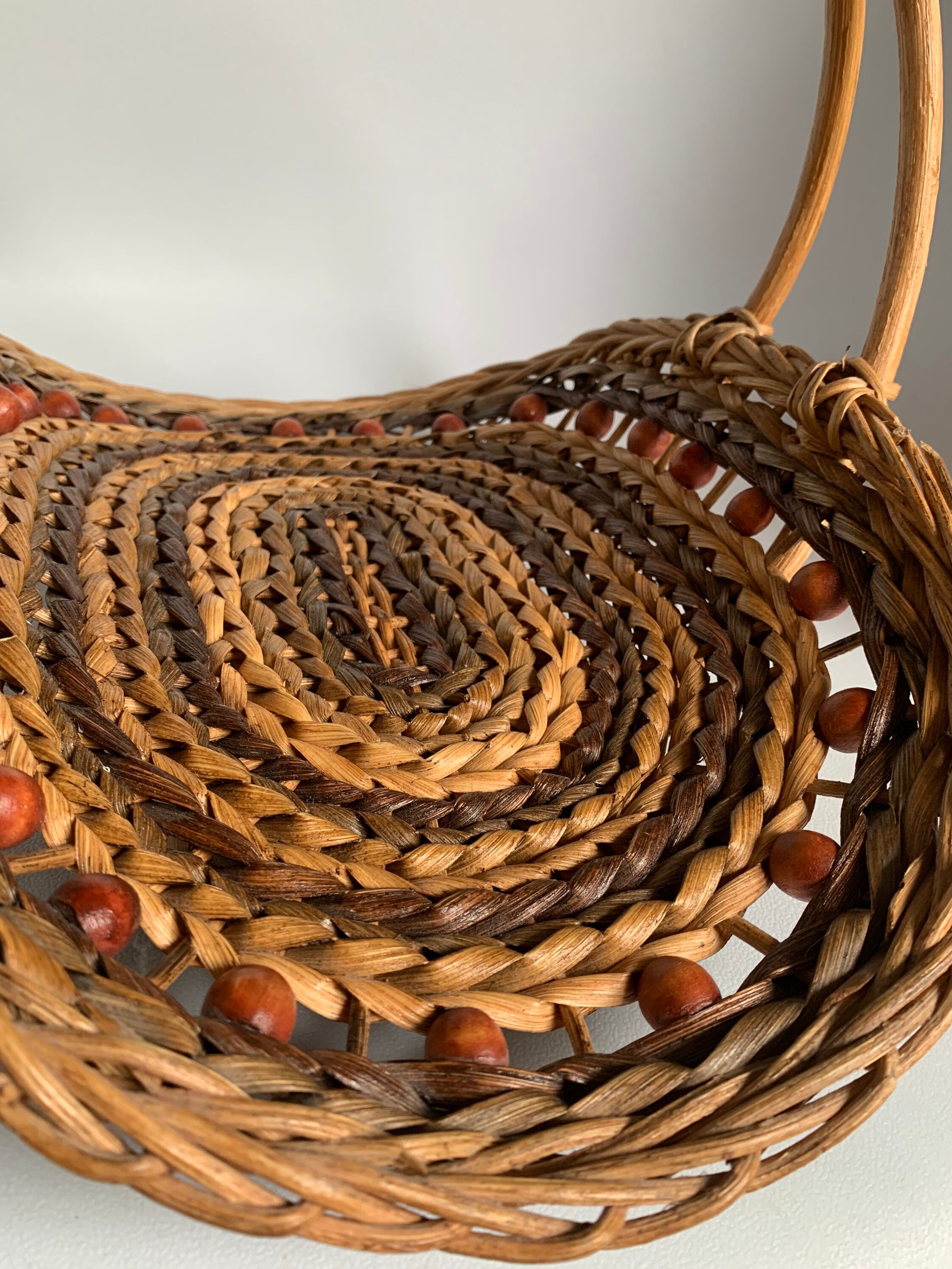 Vintage Wicker Rattan Magazine Holder, Boho Vintage Wicker Basket Decor