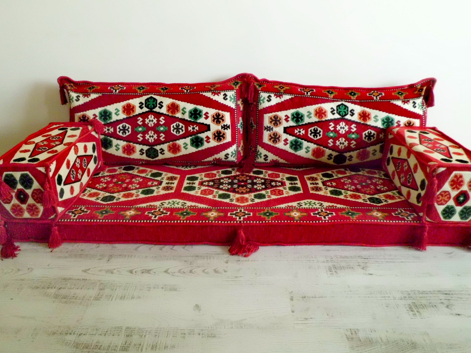 Arabic majlis arabic floor seating arabic jalsa oriental Etsy
