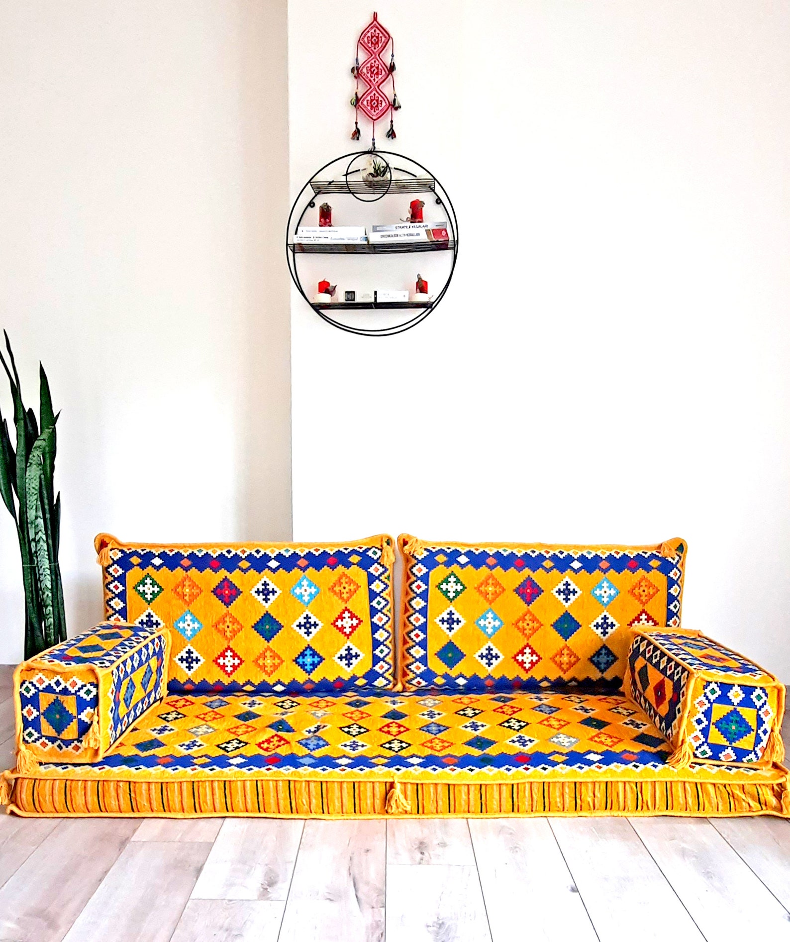 Sofá de piso amarillo asientos en suelo árabe jalsa árabe | Etsy