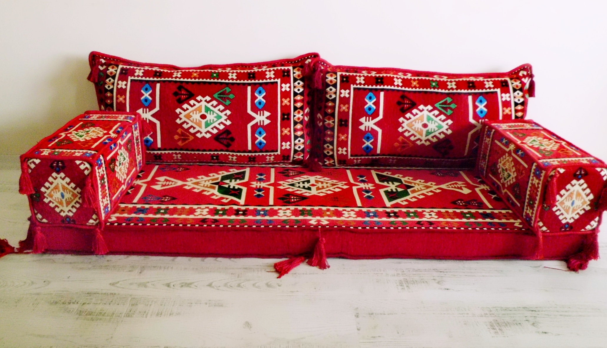 Arabic majlis arabic floor seating arabic jalsa oriental Etsy