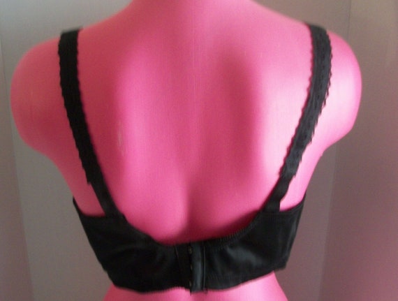 Vintage Femme Fatale Black Bra Style # 2219 38C N… - image 3