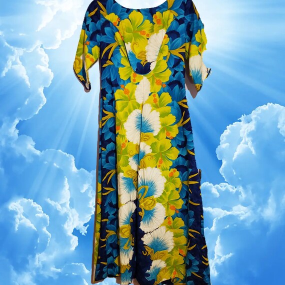 Vintage 1960 s Reef Hawaii Blue Green White Floral Full Length