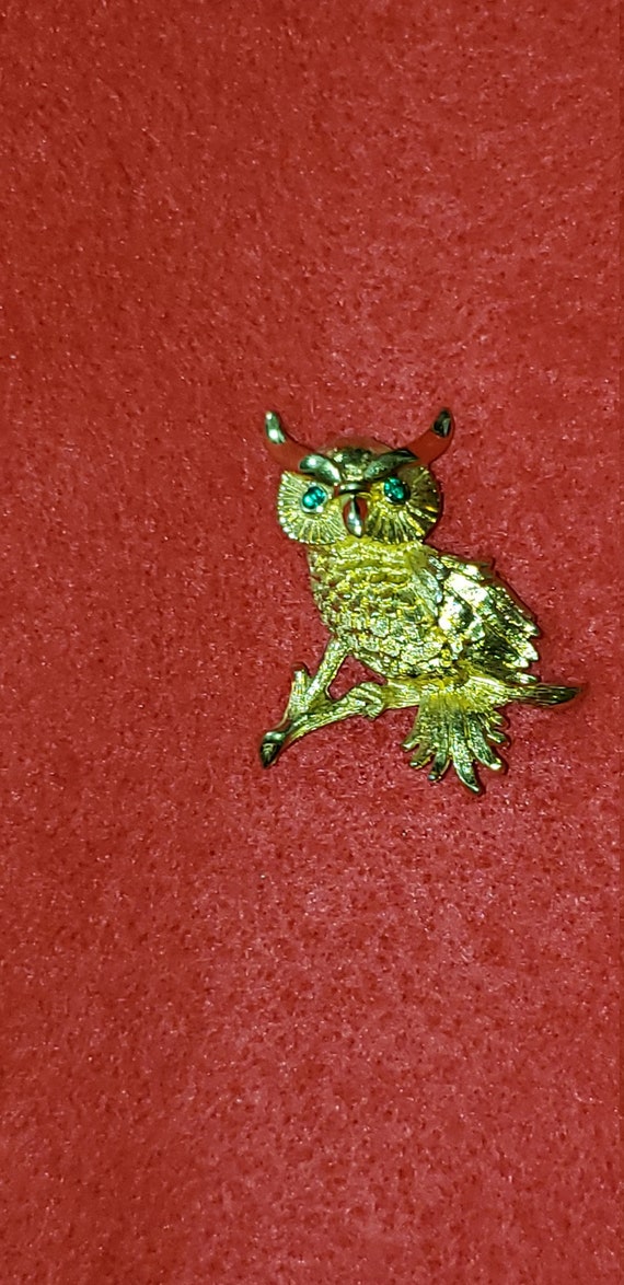 Vintage Monet Gold Tone Horned Owl with Green Rhin