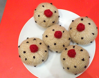 5 knitted currant buns, great learning teaching resource song story sack item or decoration