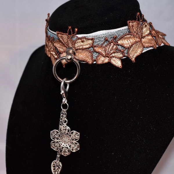 The Kingdom of Faeries Retro Flower Child Collar - The Duchess