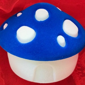 Velvet Faery House Mushroom Ring Box Fairy