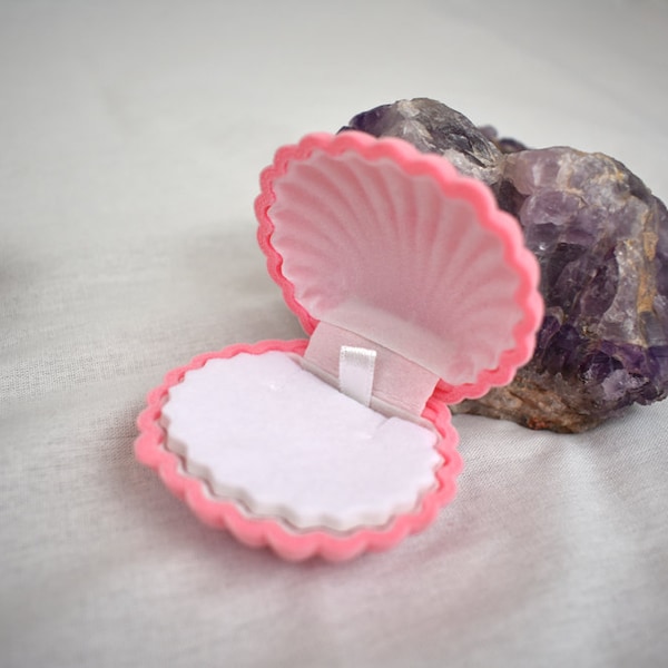 Velvet Seashell Earring Necklace Boxes