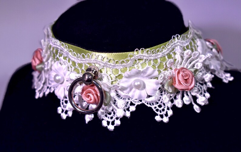 The Kingdom of Faeries Rose Garden Collar - Etsy