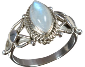 925 Solid Sterling Silver Moonstone Ring, Natural Blue Fire Rainbow Moonstone Ring, Handmade Woman & Girls Rainbow Moonstone Silver Ring