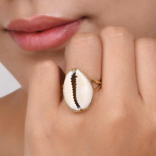 Natural Cowrie Shell Ring, Solid Brass Cowrie Shell Ring, Solid Brass Kaudi Ring, Cowry Shell Brass Ring, Woman Ring, All US Sizes Available