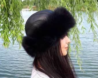 Women&#39;s Shearling Sheepskin Winter Fur Beanie Hat - Handmade Leather Hat - Black Color - BŞ156