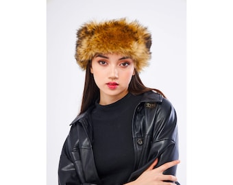 Stay Warm & Stylish: Women's Fur Hat, Wolf Hat - Mongolian Fur Hat with Authentic Wolf Fur Pattern