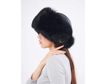 Woman&#39;s Luxurious Black Fox Fur Hat: Stand Out & Stay Warm This Winter Hat - Unique Unique Gift Ideas For Her