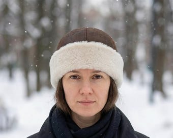 Fur Hat For Women Whiskey Leather Winter Hats with Natural Sheepskin Shearling Warm Beanie