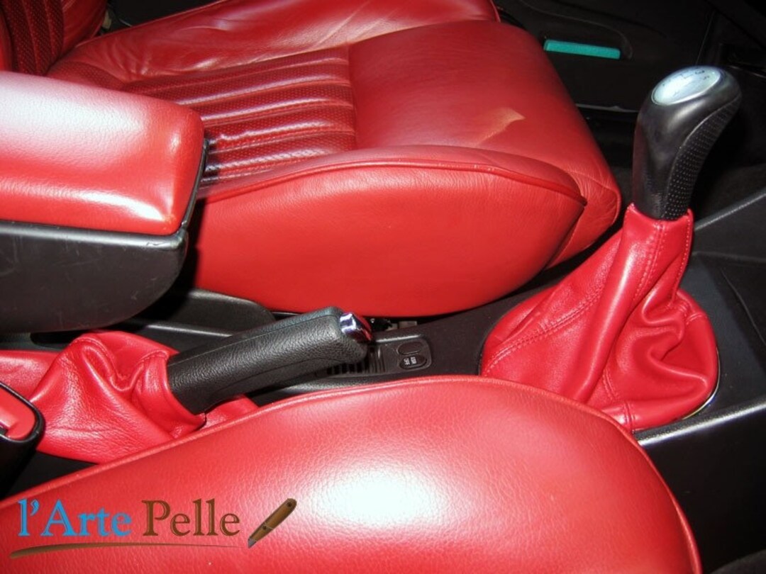 Cuffia Leva Cambio In Pelle Per Nissan Almera (2000-2006) - Colore Nero, 100% Vera Pelle