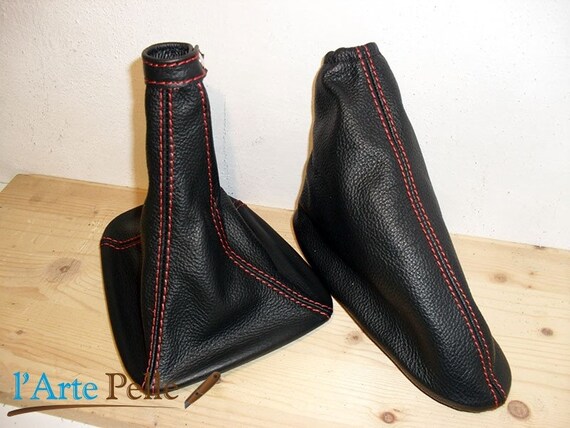 Alfa Romeo 75 Auricular de Engranaje de Cuero Negro Costura Rojo