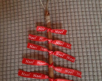 One (1) Cinnamon Stick Christmas Tree Ornament, Holiday Home Decor